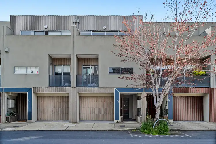 4/3 Sturt Street, Essendon VIC 3040