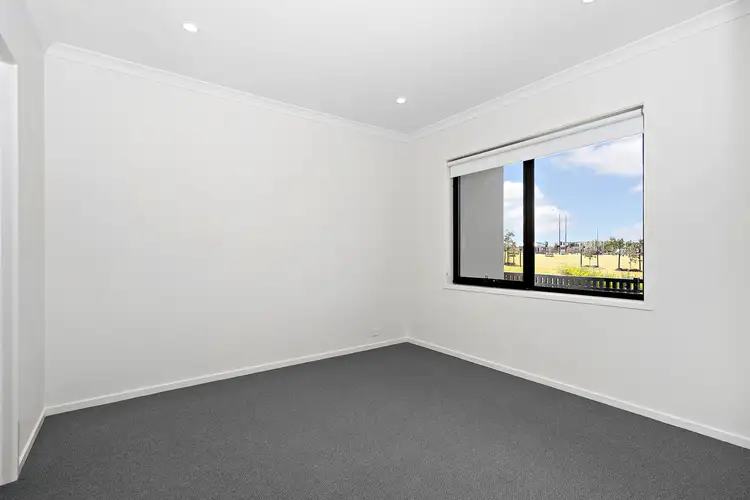 Fourth view of Homely townhouse listing, 5 Pitton Walk, Donnybrook VIC 3064