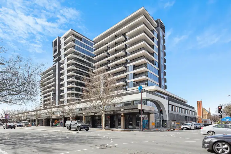 1101/88 O'Connell Street