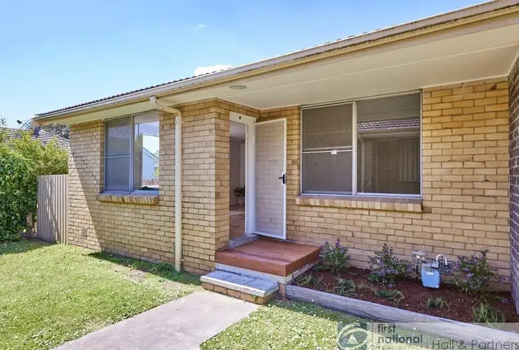 8/3-5 Edward Avenue, Dandenong VIC 3175