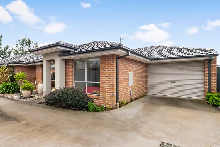 Main view of Homely unit listing, 2/25 Sudholz Street, Bittern VIC 3918