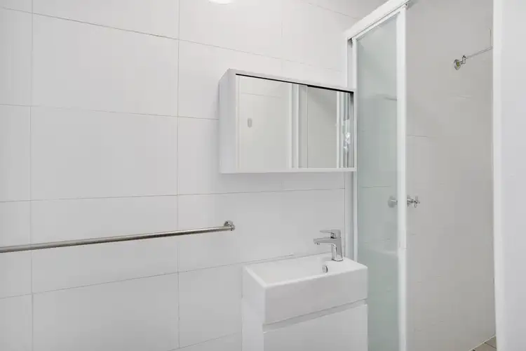 Fifth view of Homely studio listing, 12/76 Elizabeth Bay Road, Elizabeth Bay NSW 2011