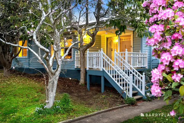 34 Old Warburton Road