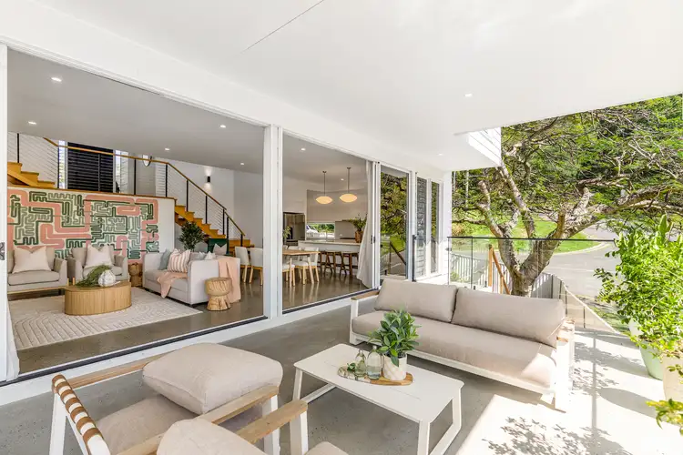 15 Tooloon Street, Coolangatta QLD 4225