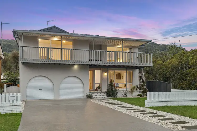 9 Blue Waters Parade, Tascott NSW 2250