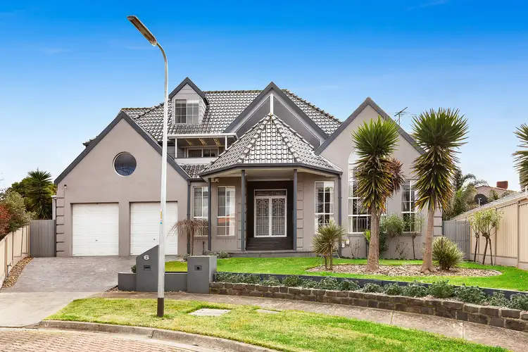 6 Dawes Court, Mill Park VIC 3082