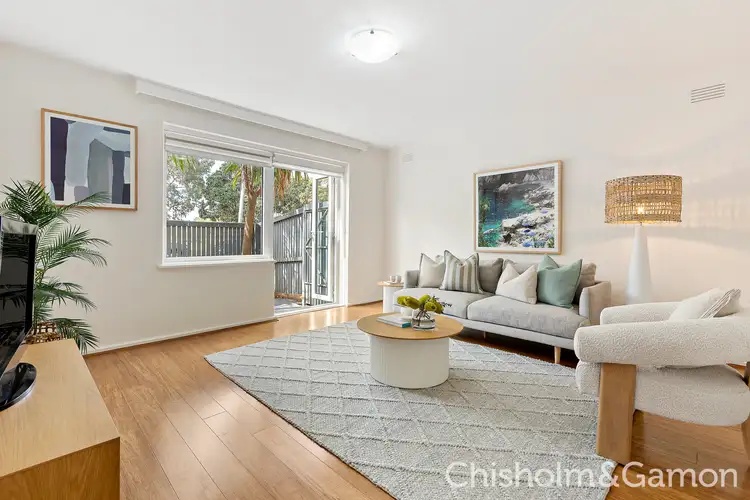2/457 St Kilda Street, Elwood VIC 3184
