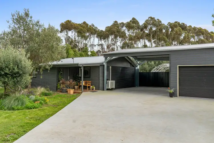 35 New Station Street, Cressy VIC 3322