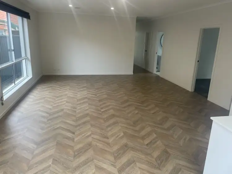 Fifth view of Homely house listing, 4 The Quadrangle, Glen Waverley VIC 3150