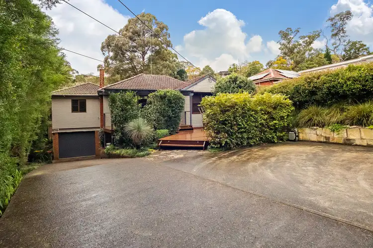 12 Northumberland Avenue, Mount Colah NSW 2079