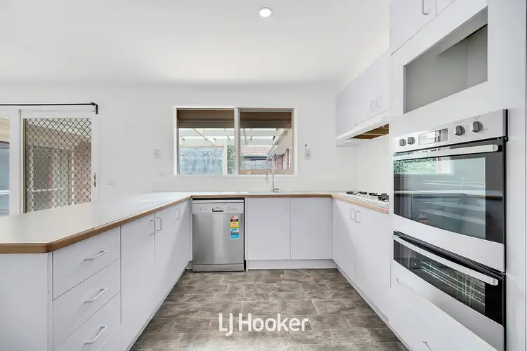 Sixth view of Homely house listing, 8 Dean Close, Narre Warren South VIC 3805