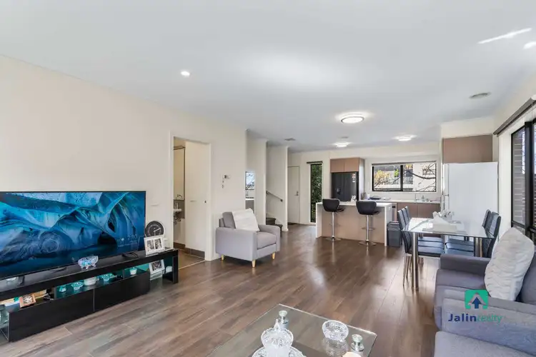 29 Erinbank Crescent, Westmeadows VIC 3049