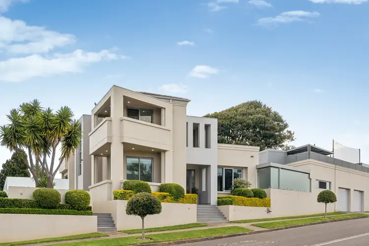 16 Ramsgate Road, Kogarah Bay NSW 2217