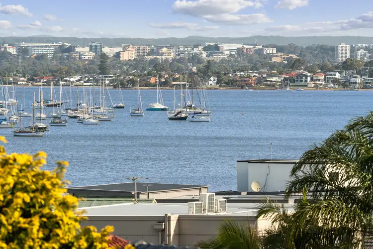 16 Ramsgate Road, Kogarah Bay NSW 2217