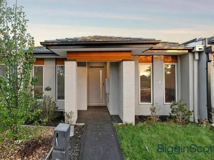 15 Holborn Path, Wyndham Vale VIC 3024