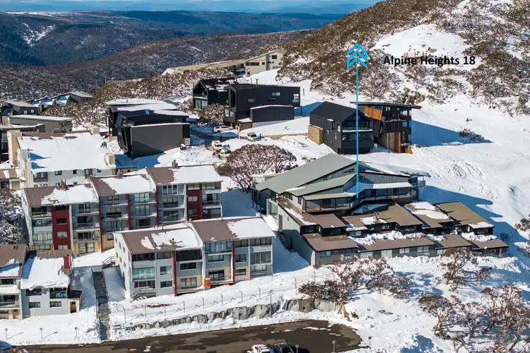 18 Alpine Heights, Mount Hotham VIC 3741