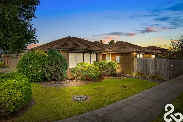 1 Savannah Crescent, Epping VIC 3076