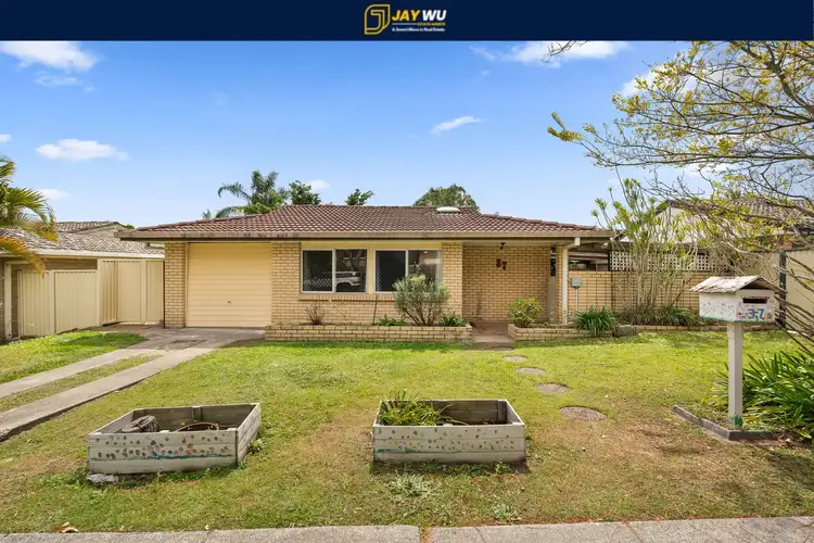37 Masthead Street, Jamboree Heights QLD 4074