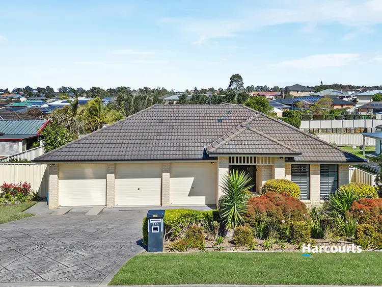 225 Denton Park Drive, Aberglasslyn NSW 2320