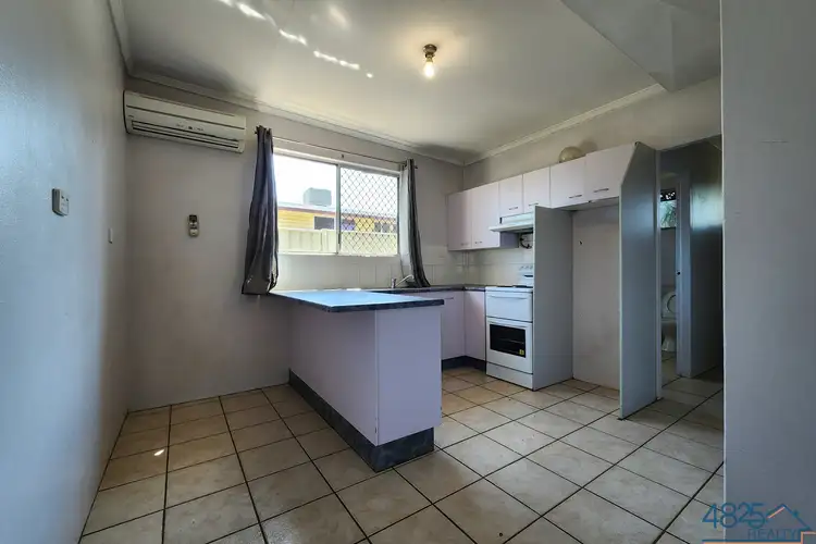 2/14 Cook Crescent, Mount Isa QLD 4825