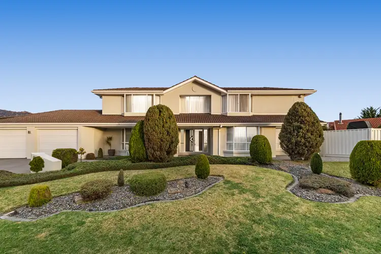 6 Aquanita Crescent, Keilor Downs VIC 3038