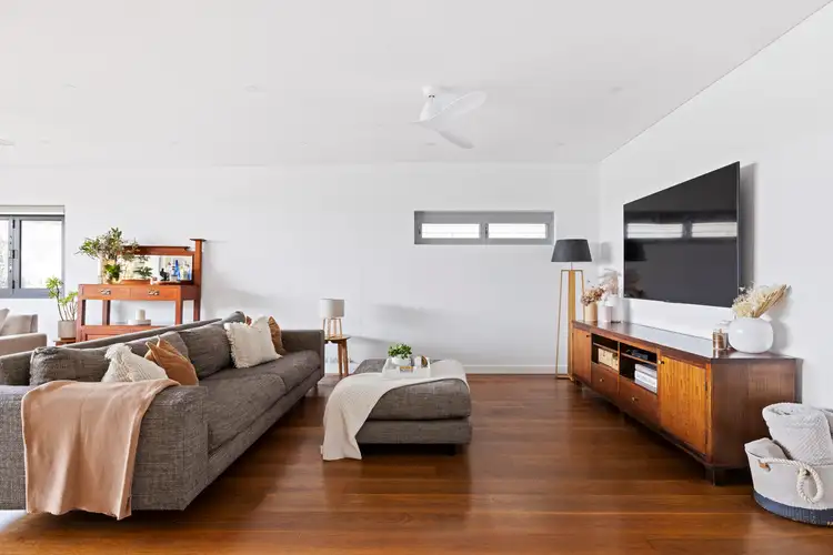 Sixth view of Homely house listing, 11 Seaview Avenue, Curl Curl NSW 2096