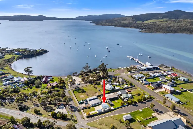 5 Church East Street, Dunalley TAS 7177
