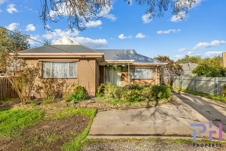 24 Retreat Road, Flora Hill VIC 3550