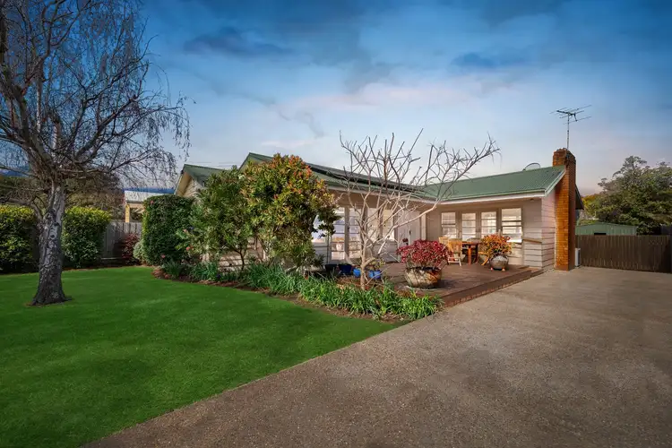 3 Marks Avenue, Rosebud VIC 3939