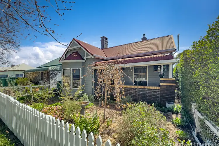 261 Rusden Street, Armidale NSW 2350