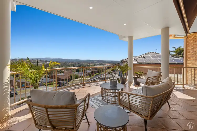 2 St Andrews Way, Banora Point NSW 2486