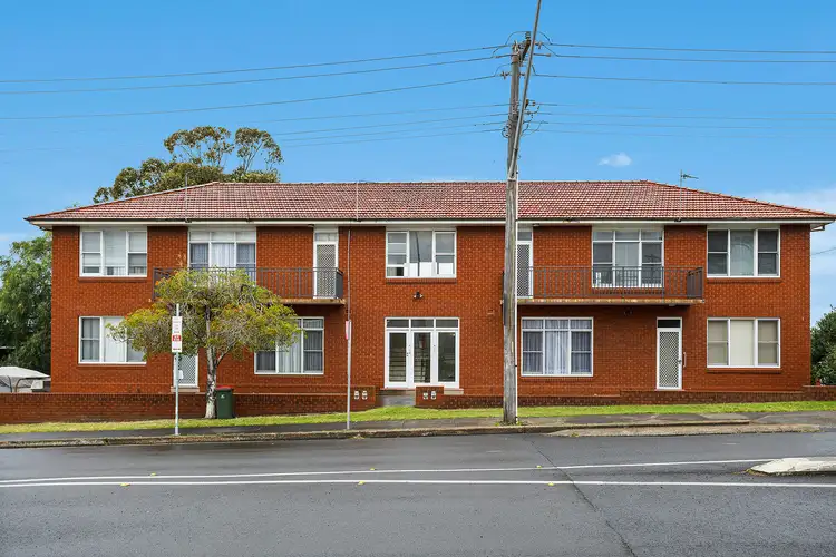 4/5 First Avenue, Warrawong NSW 2502