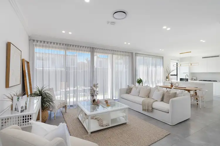 2/214 Terrigal Drive, Terrigal NSW 2260