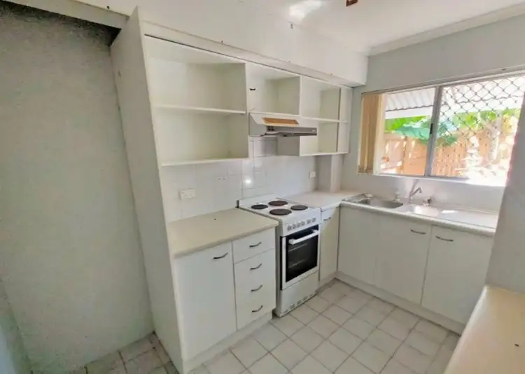 Third view of Homely townhouse listing, 2/5-7 Mintaro Crescent, Woree QLD 4868