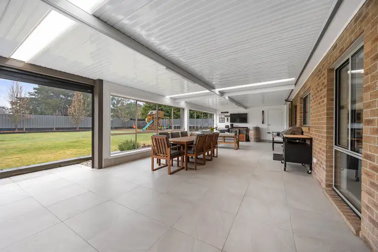 4B Flack Street, Ballan VIC 3342