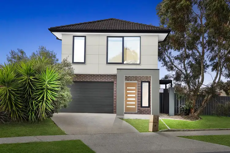 16 Cornubia Road, Manor Lakes VIC 3024