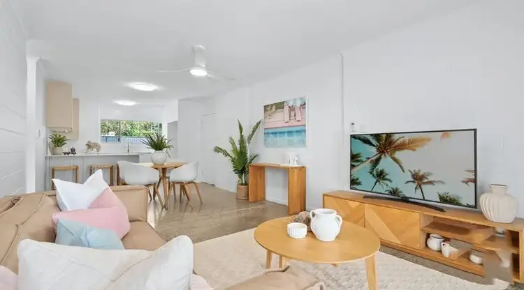 15A Palm Street, Holloways Beach QLD 4878