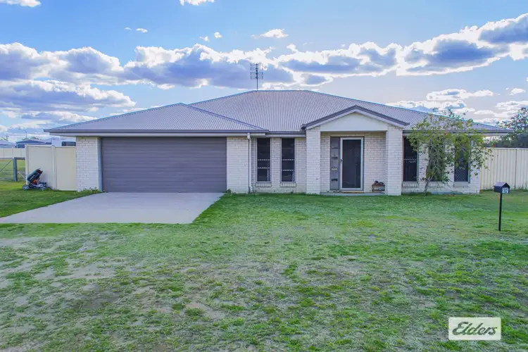 12 Vowles Street, Miles QLD 4415