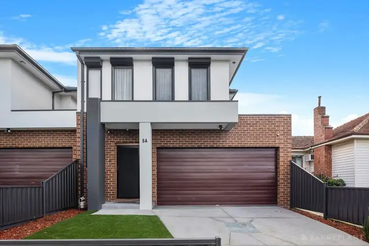 5A Nicole Avenue, Dandenong North VIC 3175