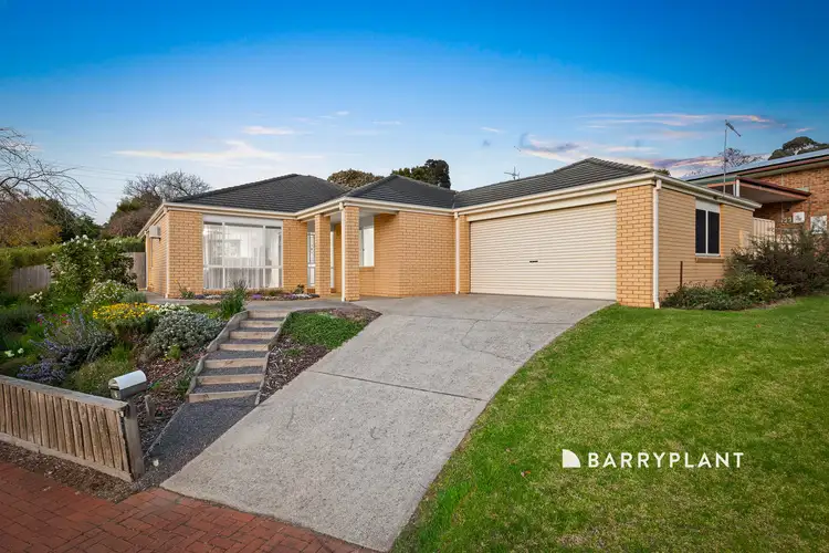 1 Flax Mill Close, Drouin VIC 3818