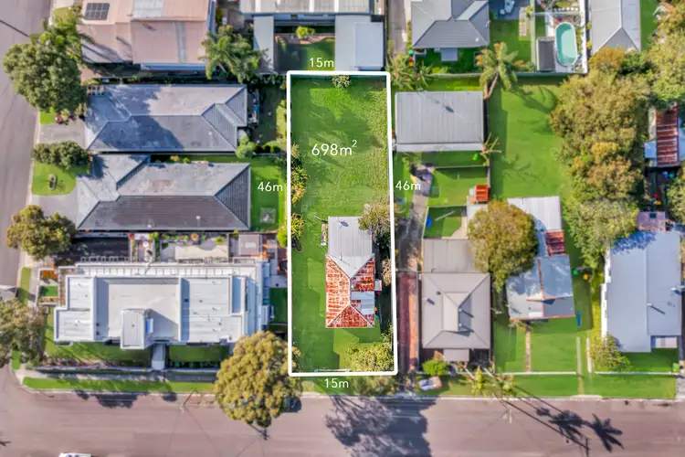 2 Campbell Avenue, The Entrance NSW 2261