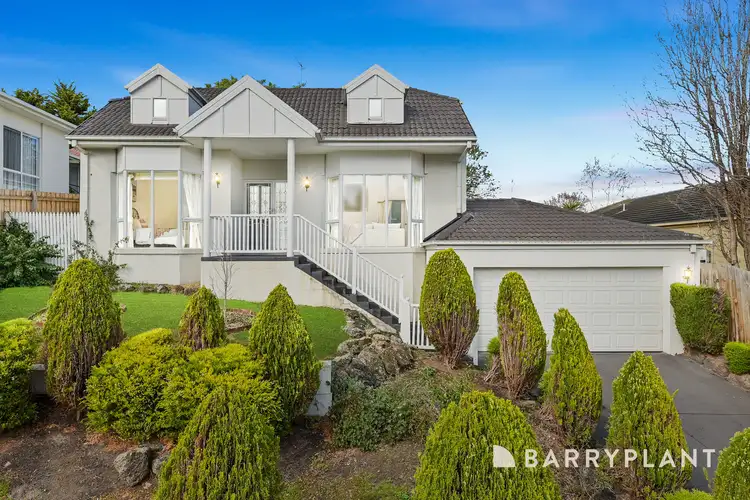 48 Avebury Drive, Berwick VIC 3806