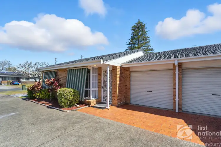 1/15A South Street, Tuncurry NSW 2428