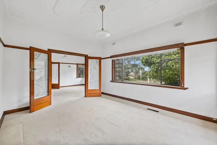 Fourth view of Homely house listing, 2 Glenbervie Road, Strathmore VIC 3041