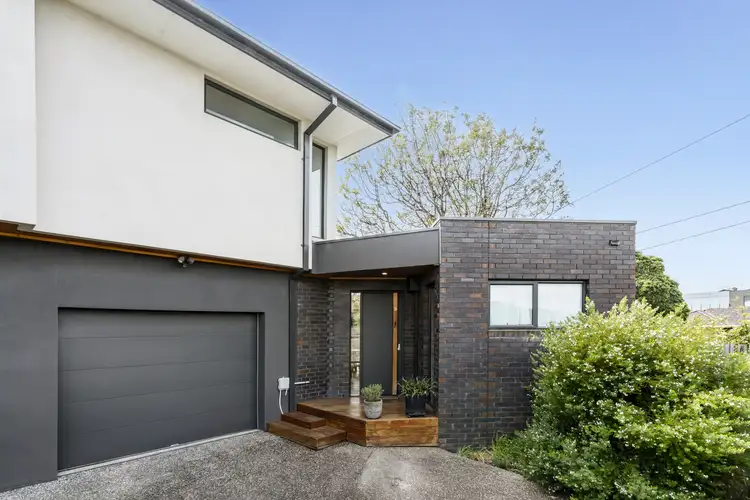 3/4 Acacia Avenue, Seaholme VIC 3018