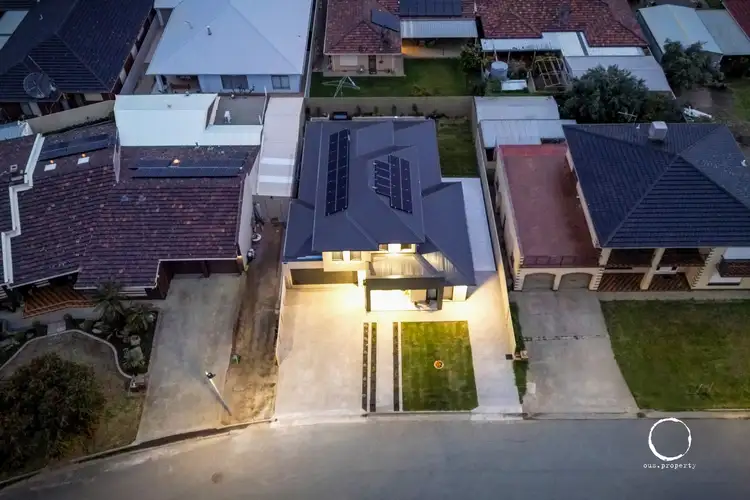 Second view of Homely house listing, 31 Everritt Avenue, Fulham Gardens SA 5024