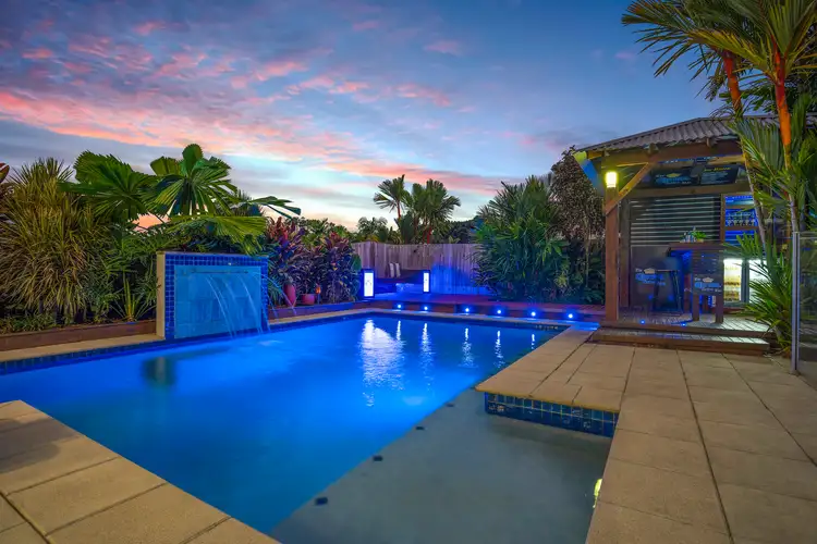 30 Regent Avenue, Redlynch QLD 4870