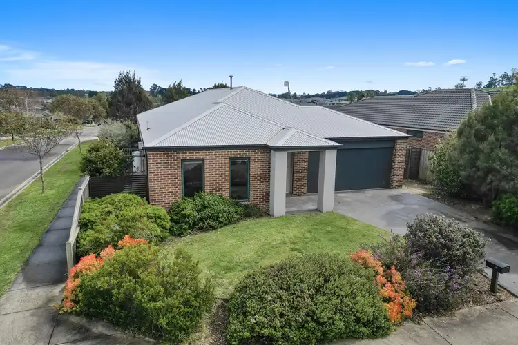 19 Sunridge Avenue, Warragul VIC 3820