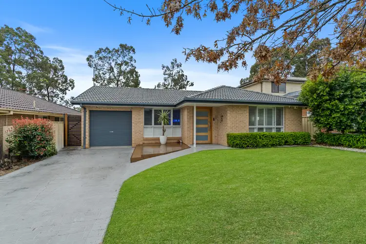 8 Hines Place, Mount Annan NSW 2567