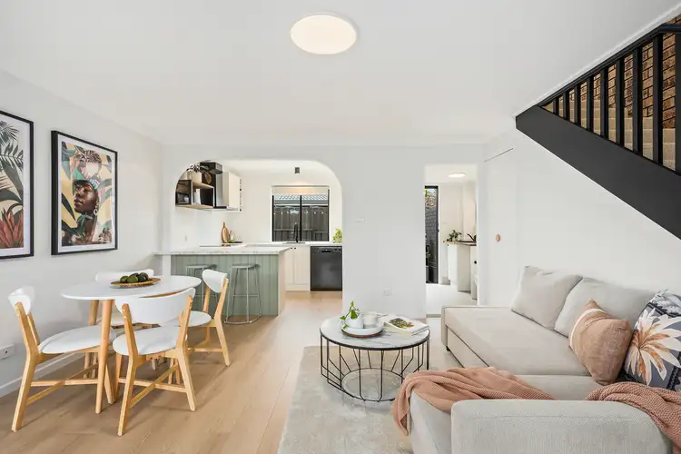 Second view of Homely semi-detached listing, 1/38 Alandale Avenue, Figtree NSW 2525